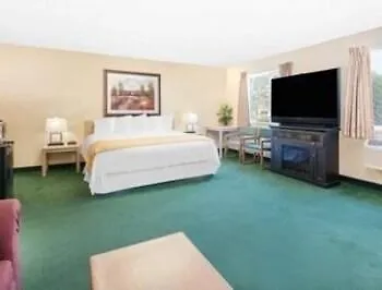 Days & By Wyndham 19th Ave/airport Dome 2*